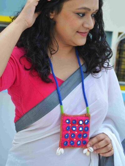 Noor Neckpiece