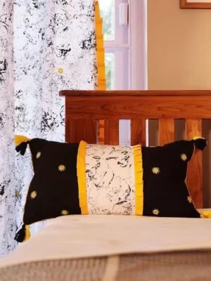 aayina cushion black and yellow main