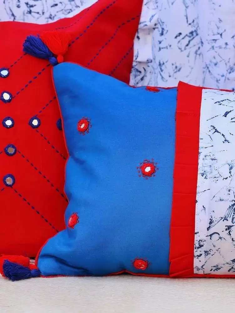 Aayina Cushion Cover - Image 4
