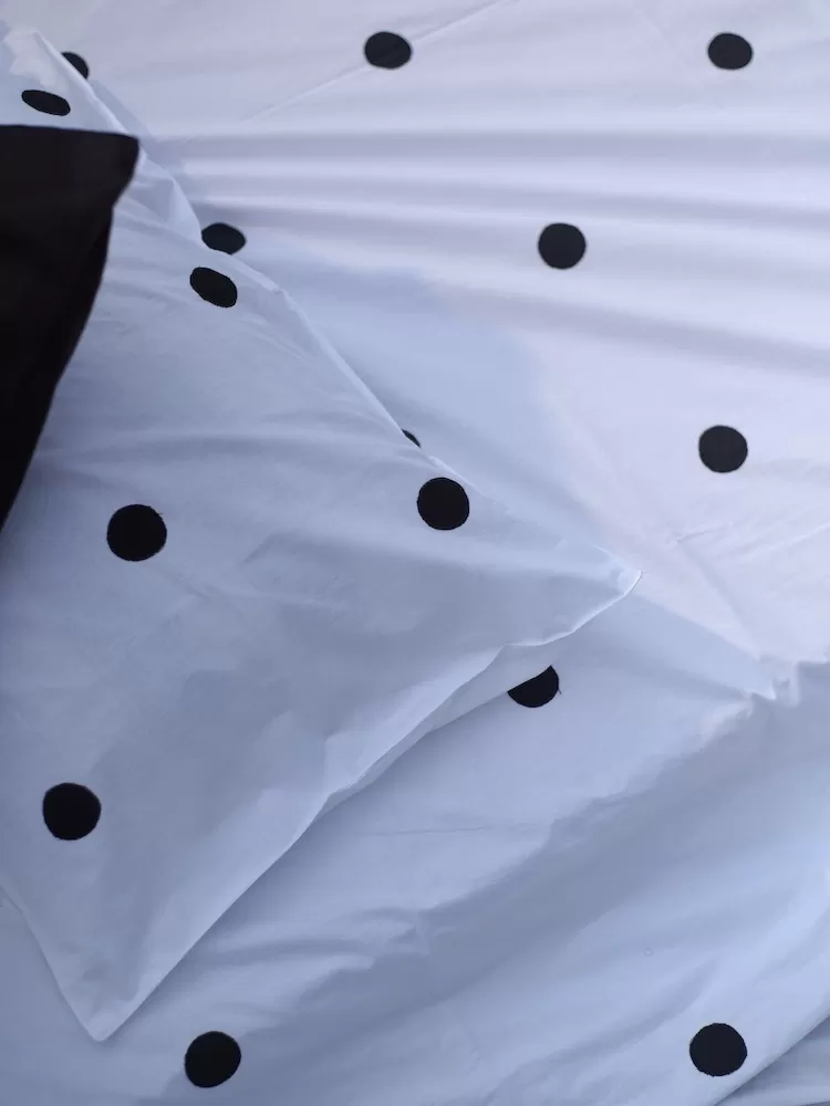 BNW Polka Bedsheet Set - Image 3
