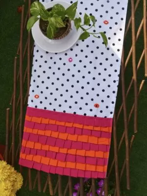 bnw polka table runner 1