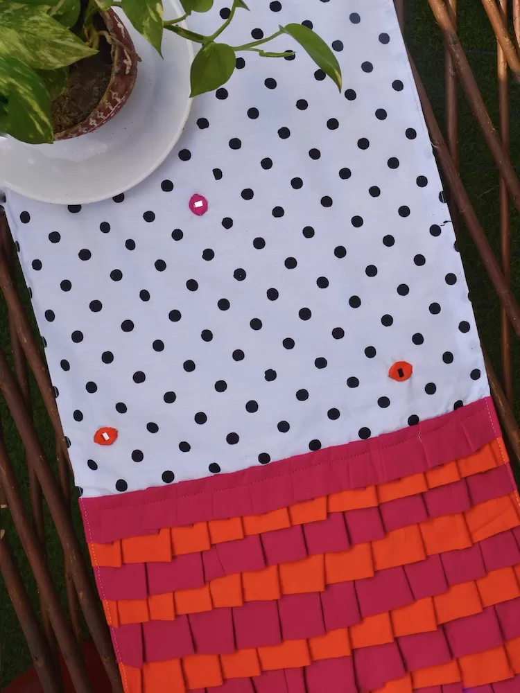 BNW Polka Table Runner