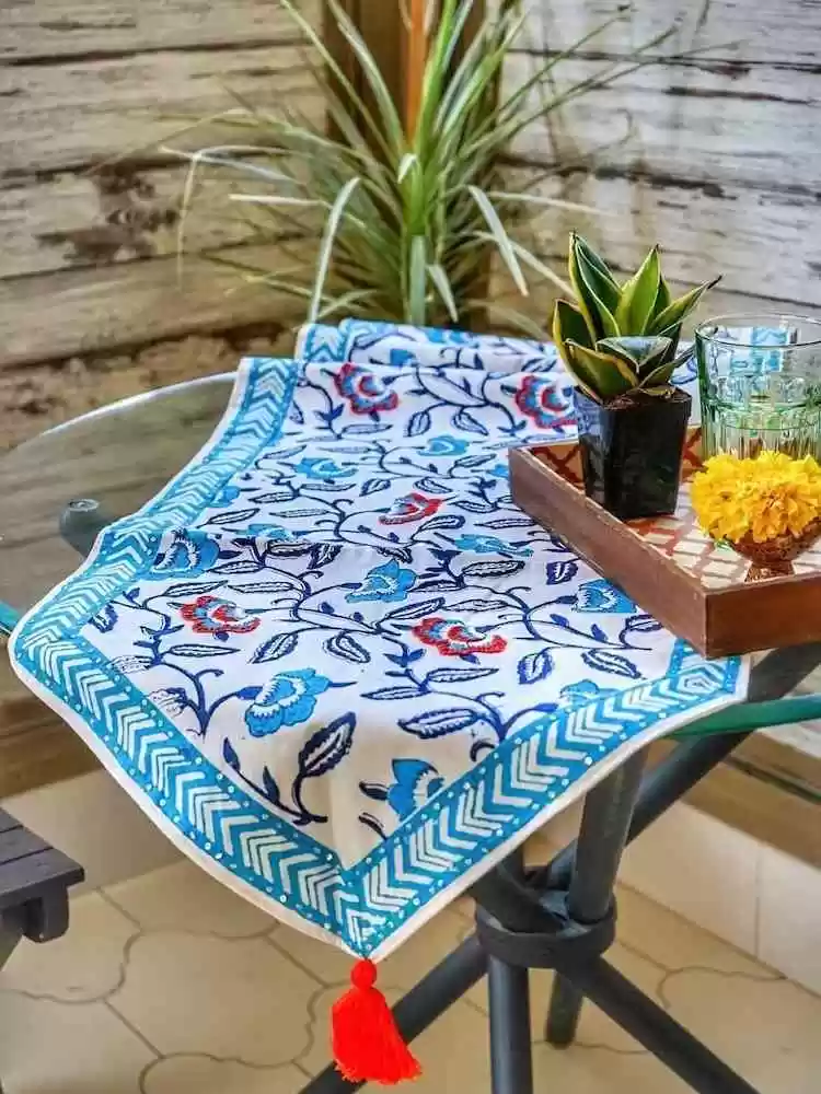 Continual Floral Table Runner - Image 3