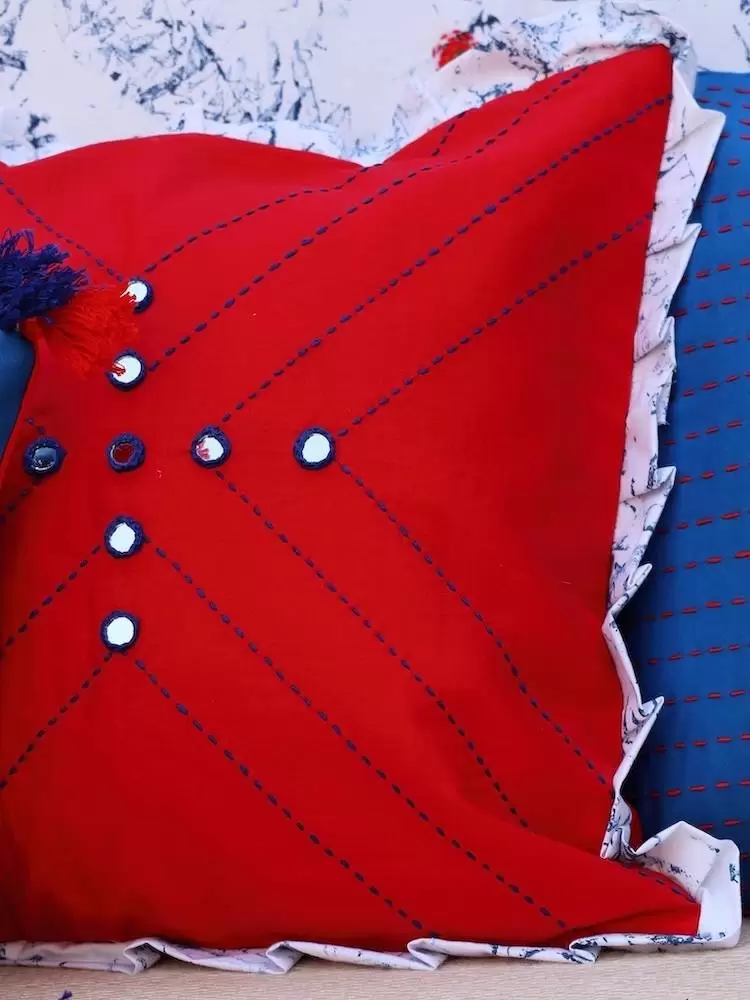 Jhaalar Cushion Cover - Image 5