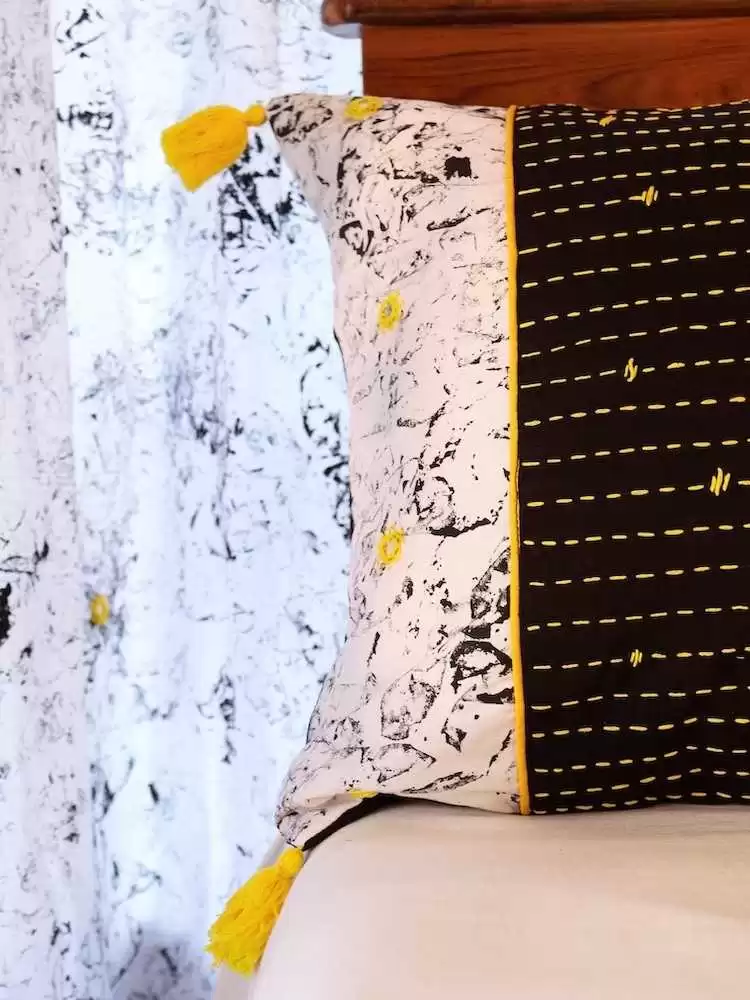 Kagaz Cushion Cover - Image 2