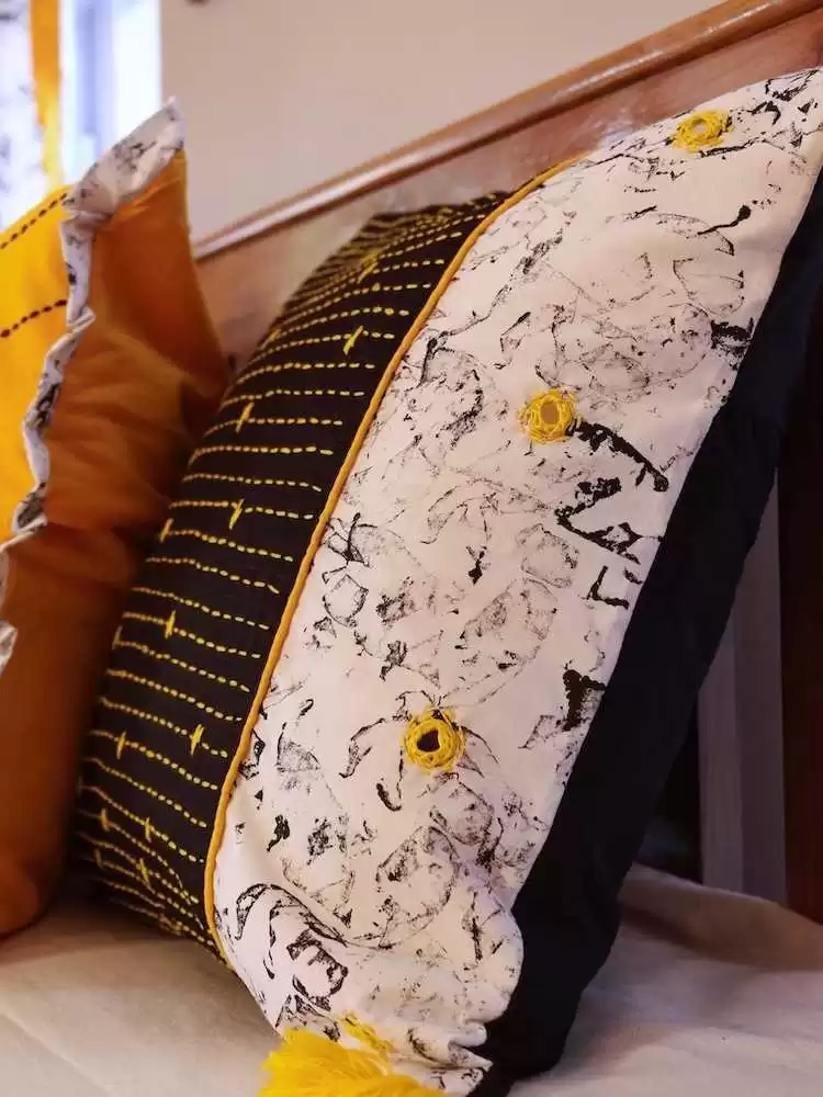 Kagaz Cushion Cover - Image 3