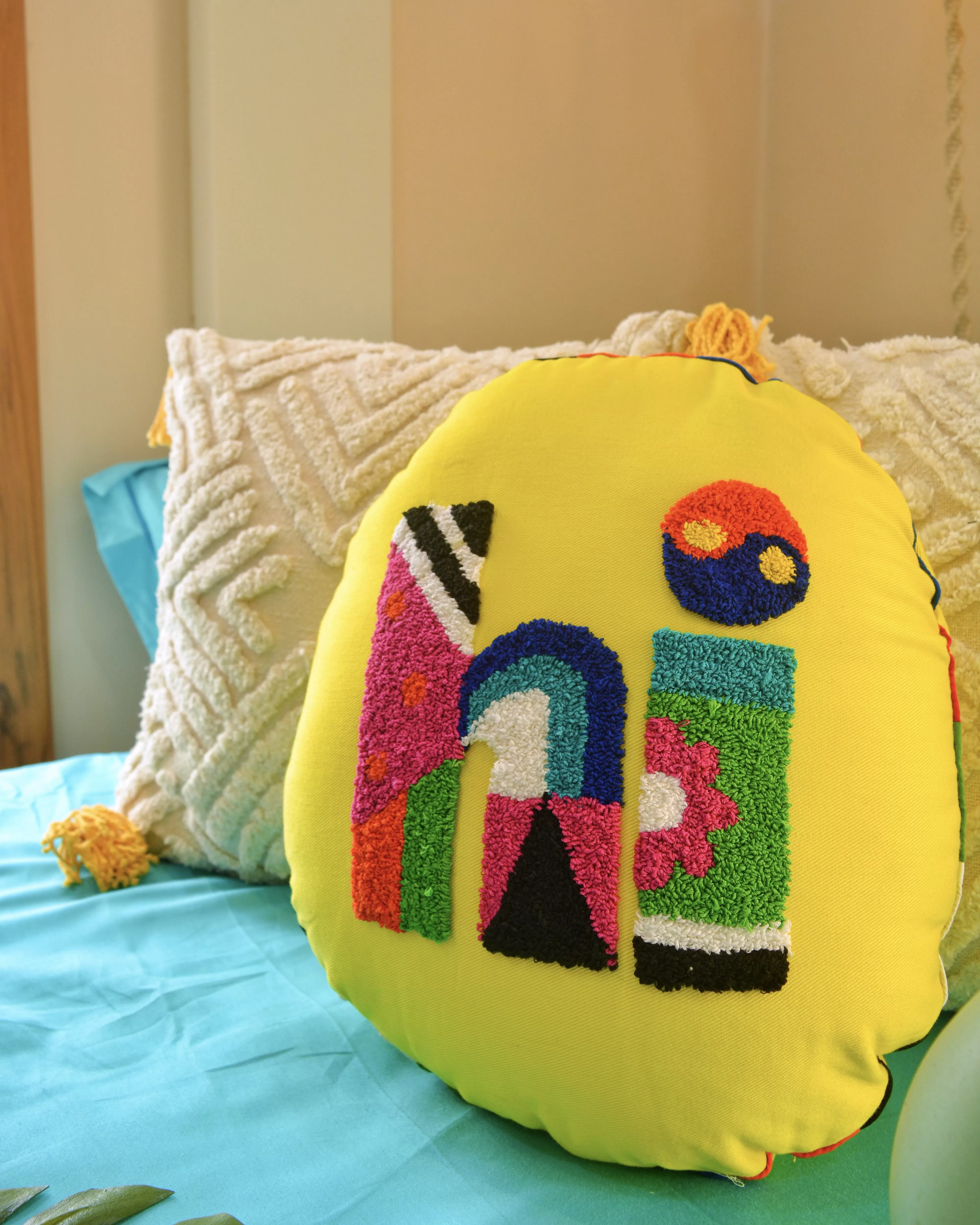 HI Cushion