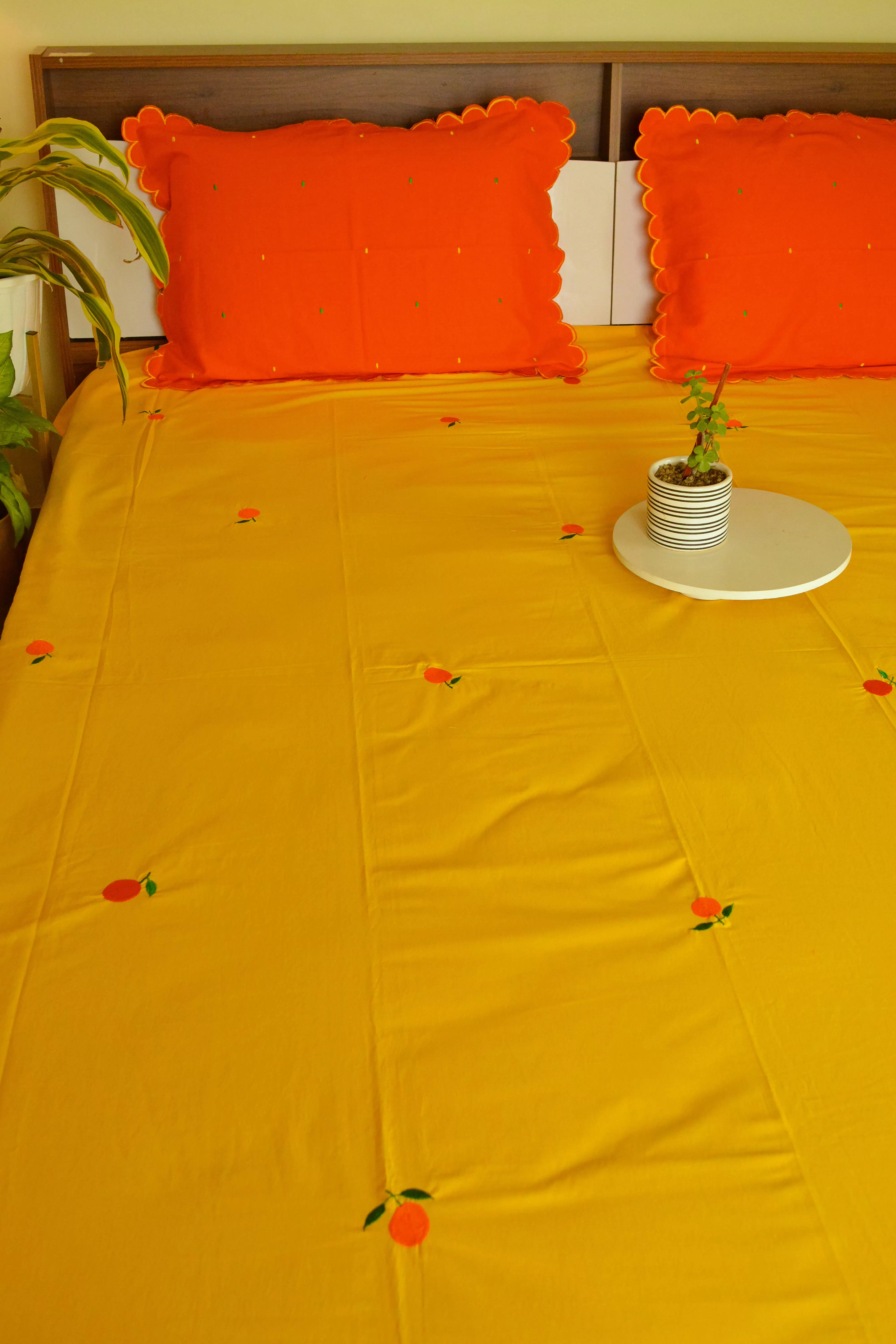 Santra Bedsheet Set