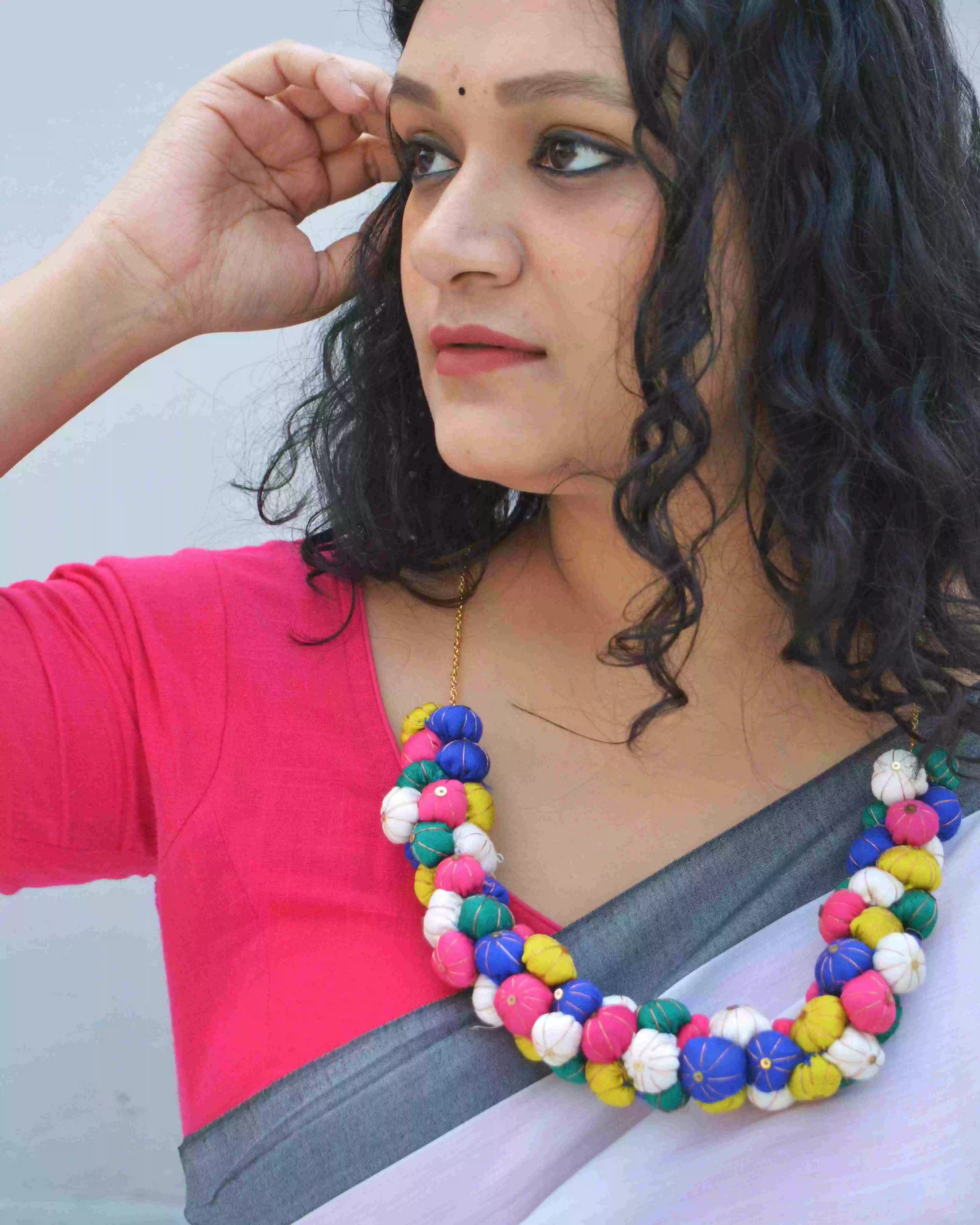 Jugni Neckpiece